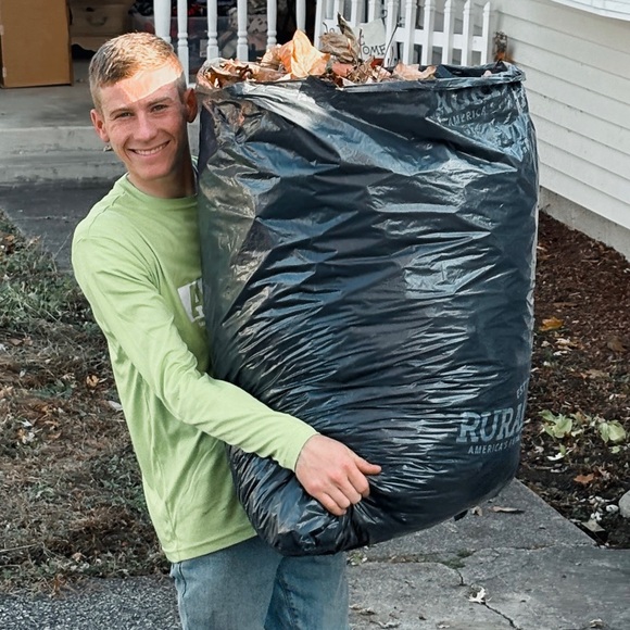 Meet your Posher, Nathan - Picture 3 of 16